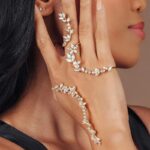 Popular Leaf Zircon Simple Fashion Bracelet Ornament Ladies